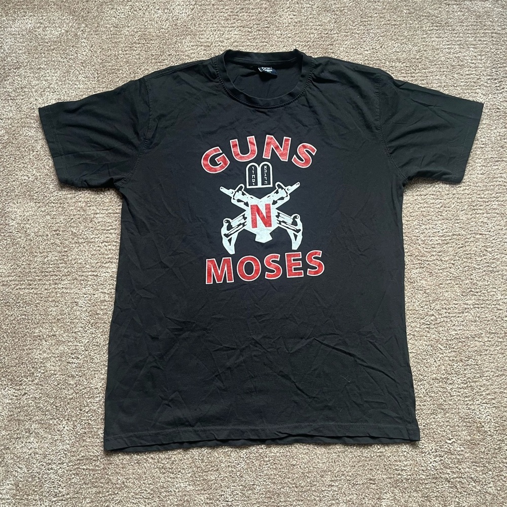 VTG 00s Guns & Moses Black Tee
